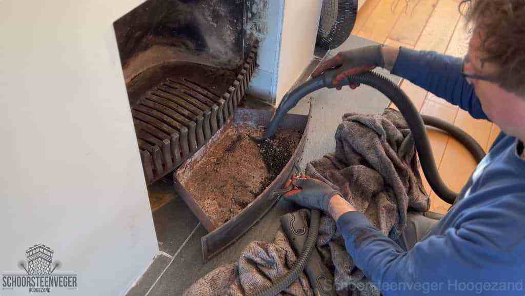 Prijs schoorsteenvegen Hoogezand schouw reinigen Prijs schoorsteenvegen Hoogezand schouw reinigen