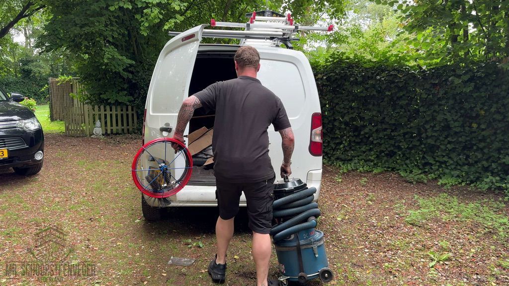 Schoorsteen onderhoud Hoogezand ladder bus Schoorsteen onderhoud Hoogezand ladder bus