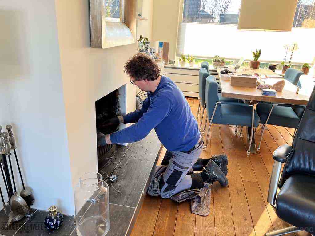 Schouwveger Hoogezand kleed schoorsteenreiniger Schouwveger Hoogezand kleed schoorsteenreiniger